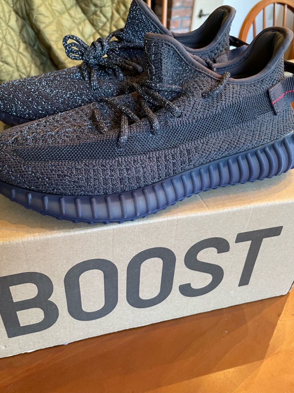 Good Condition UA Adidas Yeezy Boost 350 V2 Black Reflective Sneakers Men’s US 8